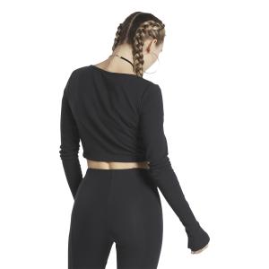 product/r/e/reebok_ht7840_3_apparel_on_model_back_view_white.jpg
