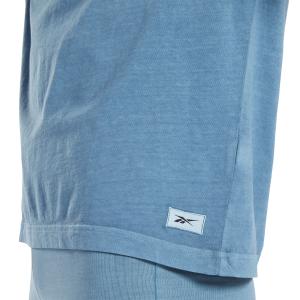 product/r/e/reebok_ht7857_5_apparel_on_model_detail_view_1_white.jpg
