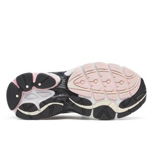 product/s/a/saucony_s70739-16_silver-pink_1.jpg