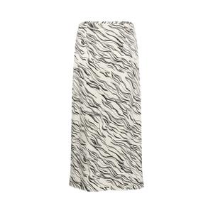 product/s/o/soaked-in-luxury_30407388-302705_1.jpg