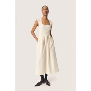 product/s/o/soaked-in-luxury_30407490-130401_4.jpg