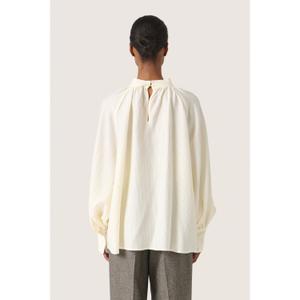 product/s/o/soaked-in-luxury_30407833-110701_6.jpg