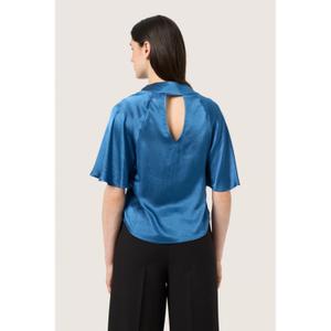 product/s/o/soaked-in-luxury_30407836-194026_5.jpg