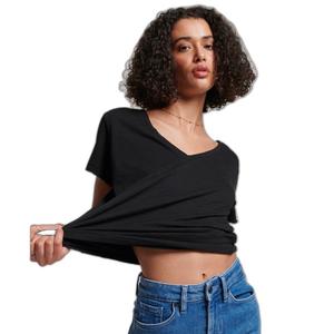 w1011181a-02a-t-shirt-col-v-brode-et-flamme-femme-superdry-noir