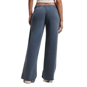 product/s/u/superdry_w7010904a-98t_1.jpg