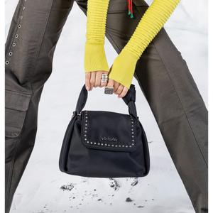 product/v/i/victoria_9125103-10_negro_2.jpg